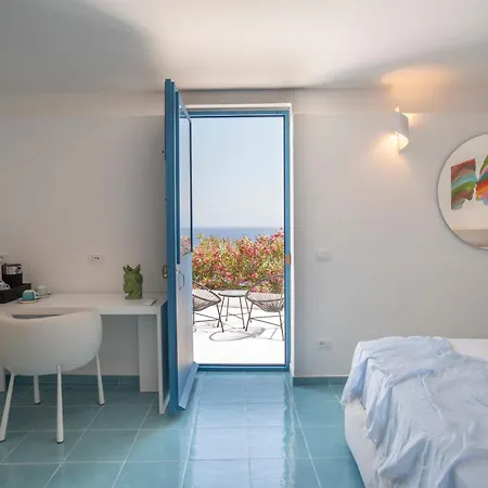 Курортный комплекс Borgo Del Cannitello Romantic Boutique