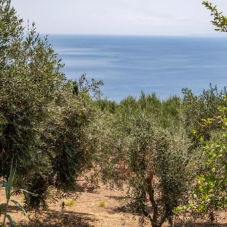 Курортный комплекс Borgo Del Cannitello Romantic Boutique